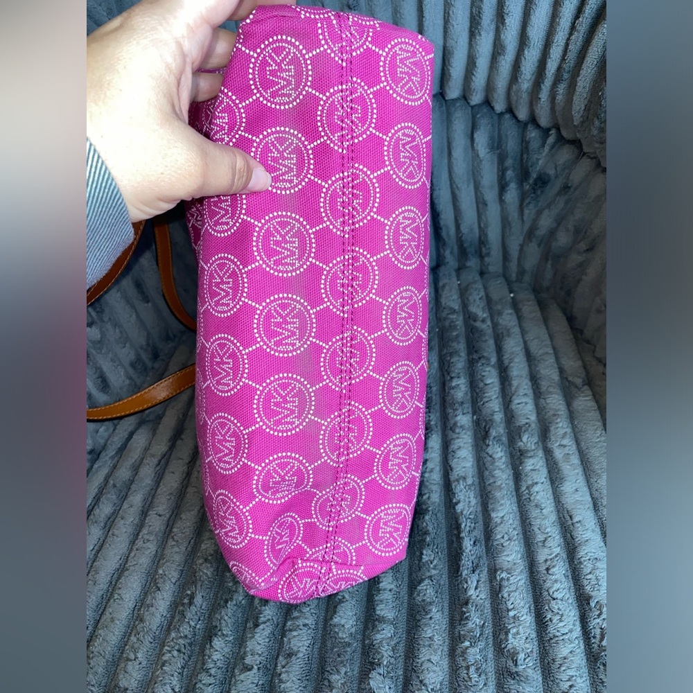 Michael Kors pink shoulder bag - Picture 11 of 11